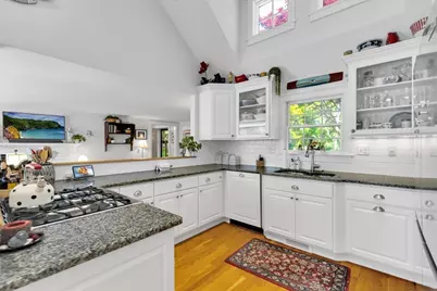 17 Cove Ln, Dennis, MA 02670 - Photo 3