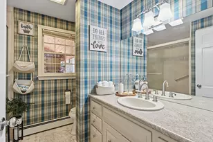 64 Senator St, Springfield, MA 01129 - Photo 13