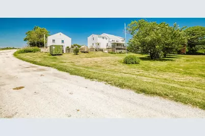 706 Gifford Rd, Westport, MA 02790 - Photo 9
