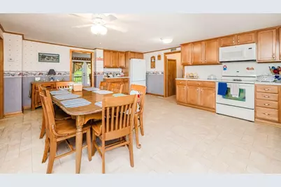 706 Gifford Rd, Westport, MA 02790 - Photo 21
