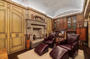 359 Beacon St, Boston, MA 02116 - Photo 11