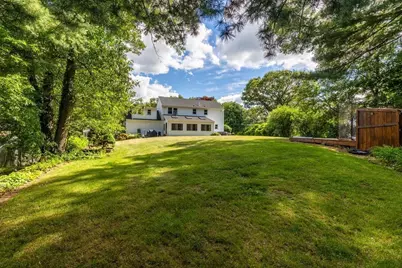 148 South St, Reading, MA 01867 - Photo 5