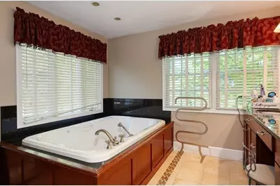 8 Shady Lane Dr, Burlington, MA 01803 - Photo 25