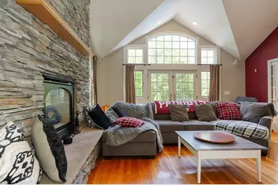 8 Shady Lane Dr, Burlington, MA 01803 - Photo 13