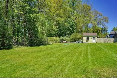 8 Shady Lane Dr, Burlington, MA 01803 - Photo 33