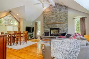 8 Shady Ln Dr, Burlington, MA 01803 - Photo 11