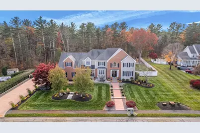 394 Mohawk Rd, Raynham, MA 02767 - Photo 1