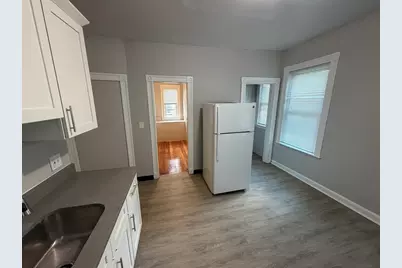 55 Spencer Street, Boston, MA 02124 - Photo 5