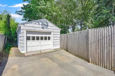 267 Connecticut Ave, Springfield, MA 01104 - Photo 39