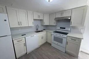 31 Chelsea St, Boston, MA 02128 - Photo 3