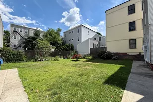 303 Hurley St, Cambridge, MA 02141 - Photo 17