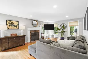 1 Castle Rd, Medway, MA 02053 - Photo 5