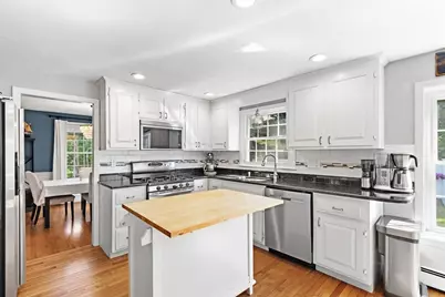 1 Castle Rd, Medway, MA 02053 - Photo 11