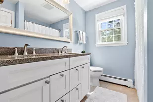 1 Castle Rd, Medway, MA 02053 - Photo 27