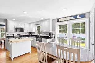 1 Castle Rd, Medway, MA 02053 - Photo 9