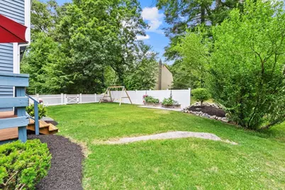 1 Castle Rd, Medway, MA 02053 - Photo 35