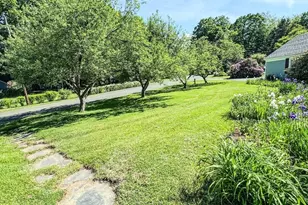 36 Green River Rd, Greenfield, MA 01301 - Photo 9