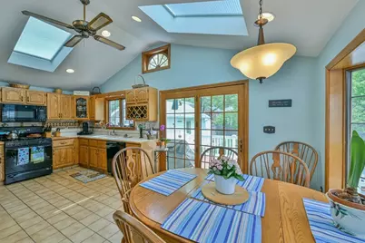 246 Manning St, Needham, MA 02492 - Photo 13