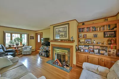 246 Manning St, Needham, MA 02492 - Photo 27
