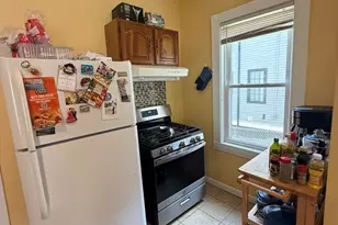 14 Madison St, Somerville, MA 02143 - Photo 9