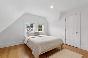 191 Davis Ave, Brookline, MA 02445 - Photo 17