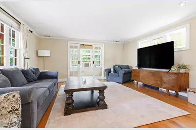 221 Circuit Street, Hanover, MA 02339 - Photo 9