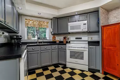48 Bond Street, Fitchburg, MA 01420 - Photo 7