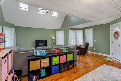48 Bond Street, Fitchburg, MA 01420 - Photo 13