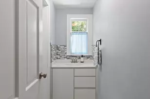 83 Longview St, Haverhill, MA 01830 - Photo 27