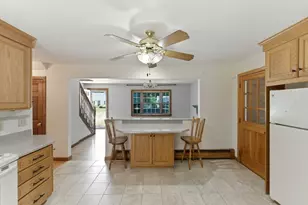 474 Orchard St, Raynham, MA 02767 - Photo 5