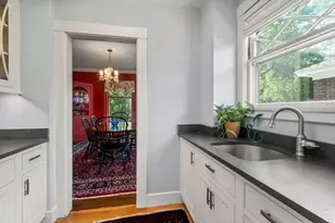 22 Whitman Rd, Worcester, MA 01609 - Photo 15