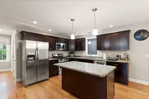 1531 Broadway, Raynham, MA 02767 - Photo 9