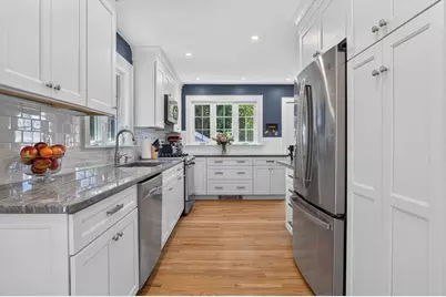 18 Hanson St., Wakefield, MA 01880 - Photo 11