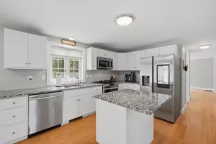 686 Willard St, Leominster, MA 01453 - Photo 11