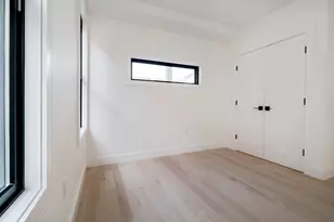 387 Norfolk St, Cambridge, MA 02139 - Photo 17