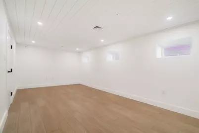 387 Norfolk St #1, Cambridge, MA 02139 - Photo 25