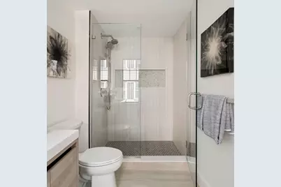 387 Norfolk St #1, Cambridge, MA 02139 - Photo 25