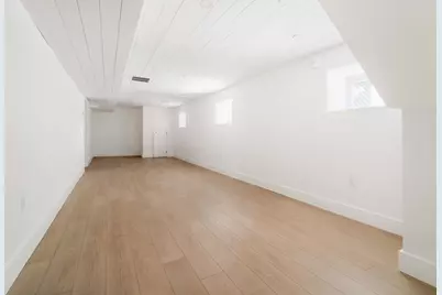 387 Norfolk St #1, Cambridge, MA 02139 - Photo 37