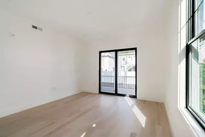 387 Norfolk St #1, Cambridge, MA 02139 - Photo 11