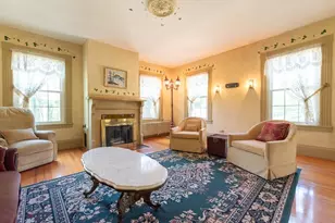 48 Mendon St, Blackstone, MA 01504 - Photo 15
