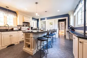 48 Mendon St, Blackstone, MA 01504 - Photo 7