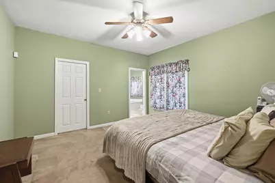46 Washburn St, Northborough, MA 01532 - Photo 13