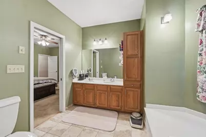 46 Washburn St, Northborough, MA 01532 - Photo 35