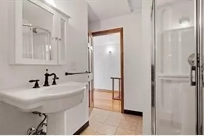 32 Park Ave #Unit 2, Malden, MA 02148 - Photo 13