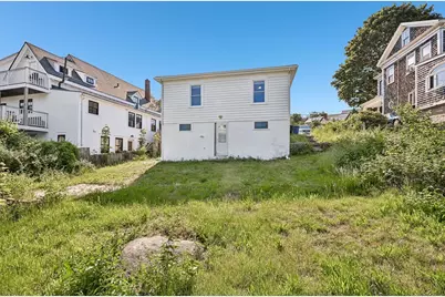 42 E Main St, Gloucester, MA 01930 - Photo 5