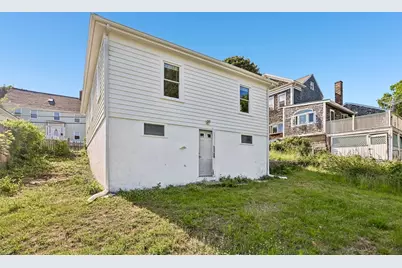 42 E Main St, Gloucester, MA 01930 - Photo 25