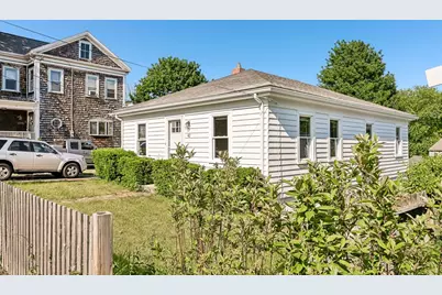42 E Main St, Gloucester, MA 01930 - Photo 13