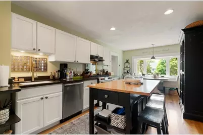 635 Adams St, Milton, MA 02186 - Photo 5