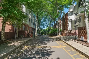 218 Thorndike St, Cambridge, MA 02141 - Photo 17