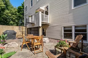 218 Thorndike St, Cambridge, MA 02141 - Photo 15